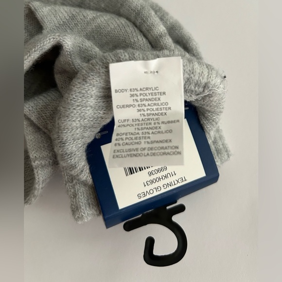 New Winter Essentials Touch Screen Gray Gloves One Size Unisex Texting Gloves - Picture 7 of 11